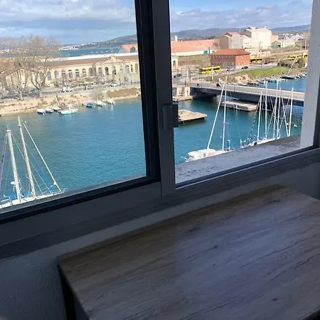 6eme Vue Sur Le Canal Et L'etang Апартаменты *